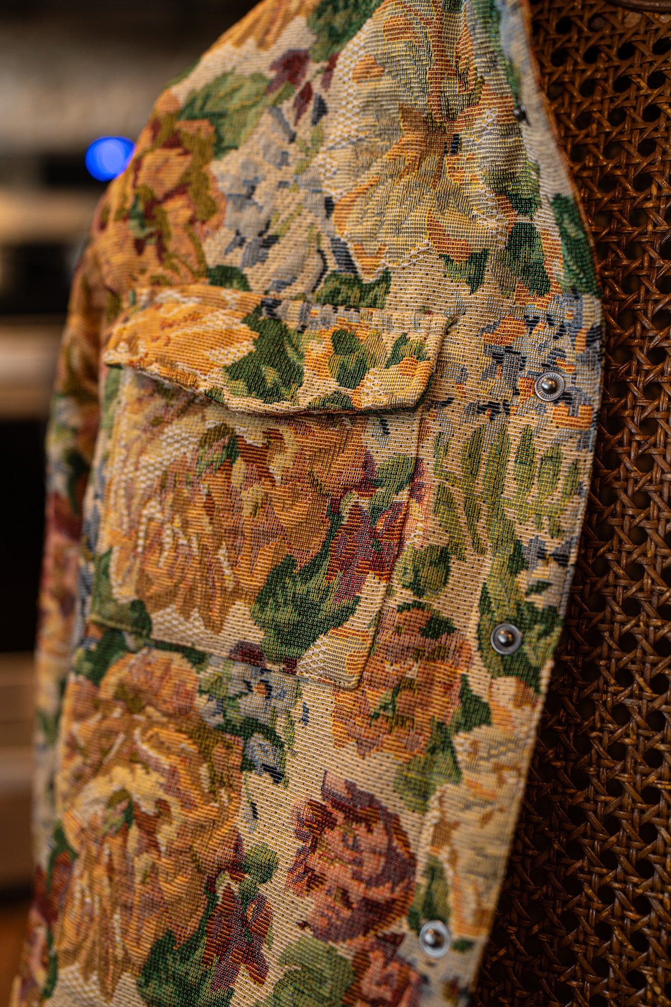 LOLAS COUCH JACKET